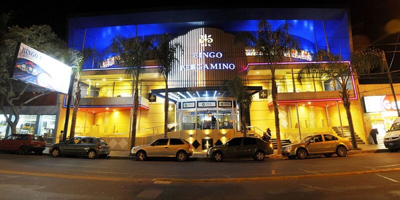 El hecho sucedió el domingo por la madrugada en las instalaciones de Bingo Pergamino, en Avenida de Mayo entre 9 de Julio y Merced. 