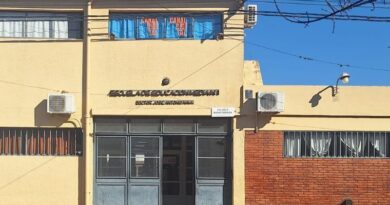 Alto acatamiento al paro docente en Ramallo: 97,56% de adhesión en el turno mañana