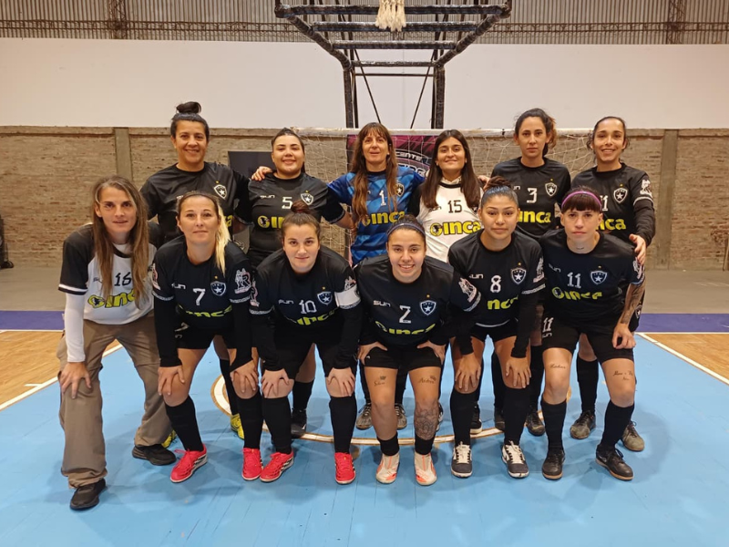 Independiente FC empató con Defensores de Villa Coll y cerró su participación en el triangular
