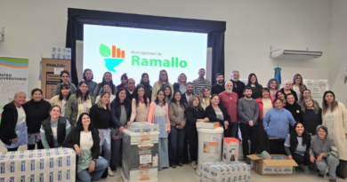 El Municipio de Ramallo entregó equipamiento a escuelas y jardines del distrito