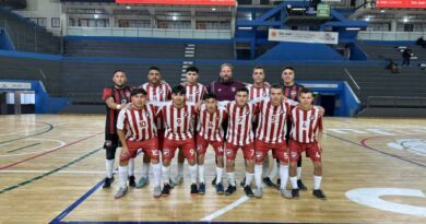 Defensores cayó ante Espartanos y definirá su clasificación en la última fecha