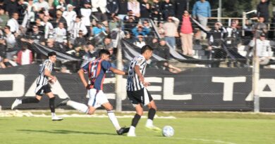 Regatas y La Emilia definirán el Torneo Apertura el sábado en cancha de Paraná