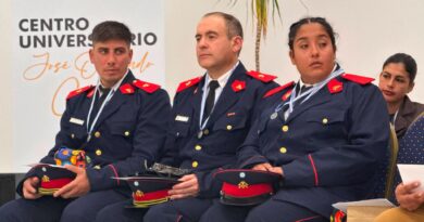 Cinco bomberos voluntarios de Ramallo terminaron la secundaria a través del Plan FinEs