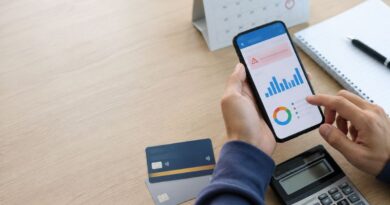 Los menores de 25 años registran el mayor nivel de mora en créditos y billeteras digitales