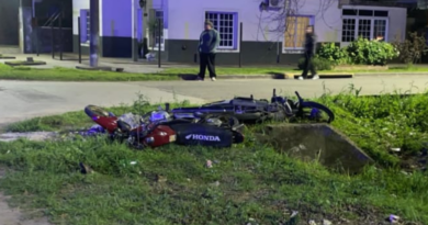 Choque entre dos motos dejó cuatro heridos, uno de ellos con riesgo de vida