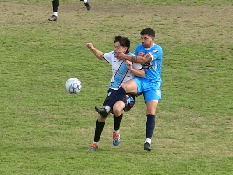 Social y Paraná no se sacaron ventajas en un clásico discreto