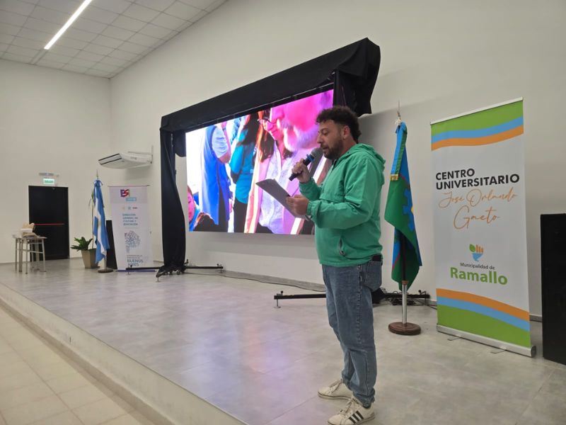 Más de 200 estudiantes participaron de una nueva jornada de charlas-debate en Ramallo