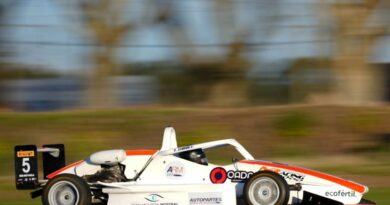Damián Sabbioni volvió a la Fórmula Nacional y completó la fecha en Junín con el MR Racing