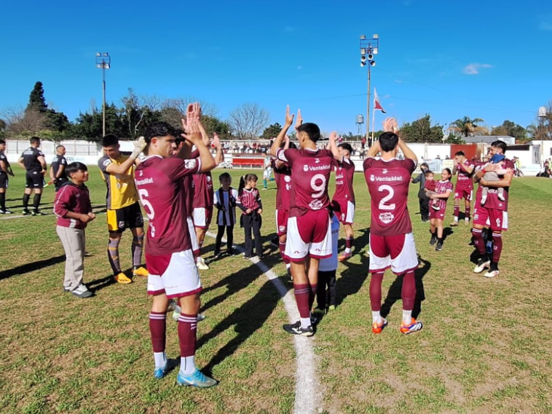 Defensores necesita volver al triunfo ante el líder San Martín de Formosa