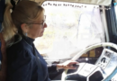 Día del Colectivo: la mujer de Ramallo que todos los días lleva trabajadores a Ternium