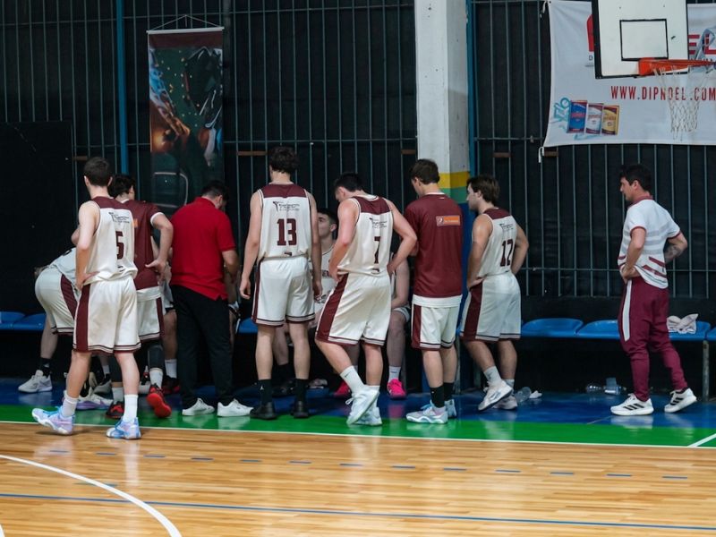 Prefederal de básquet: Defensores cayó como visitante frente a Ciudad de Campana por la séptima fecha