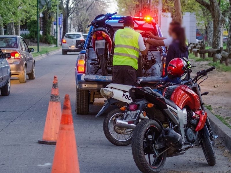 Vecinos del centro de Ramallo presentaron un petitorio ante la Municipalidad y el Concejo por ruidos molestos y escapes libres