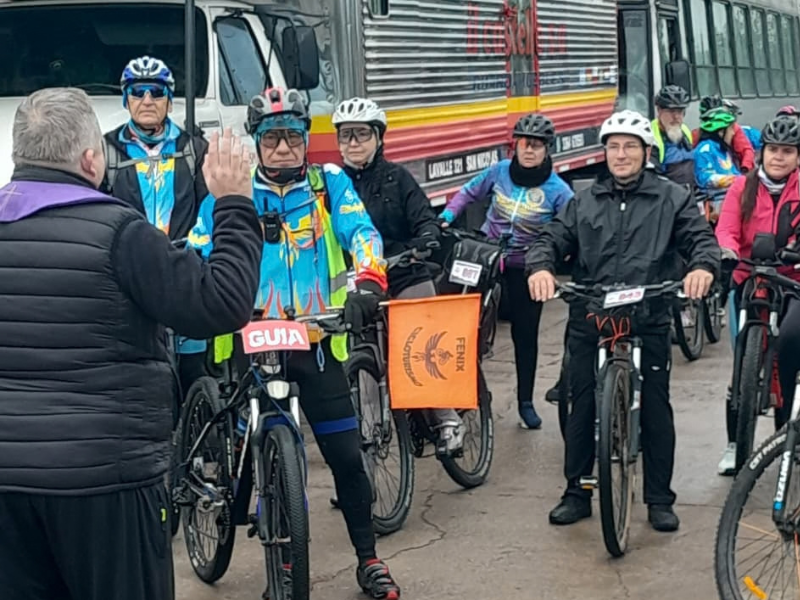 Unos 60 ciclistas de Ramallo partieron hacia Luján en una nueva peregrinación