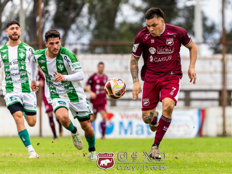 Enzo Luna se despidió de Defensores tras una gran temporada