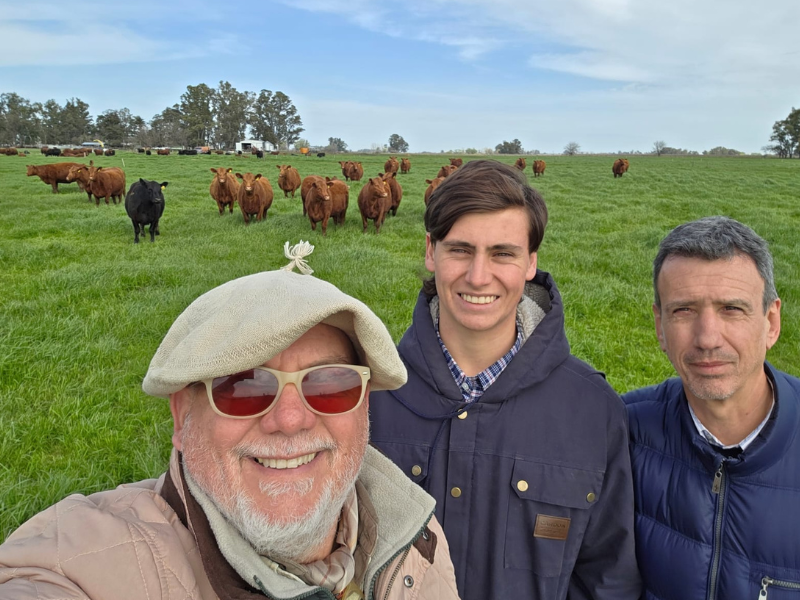 Gabriel Nazar puso en marcha un proyecto de genética bovina para potenciar la ganadería en la región